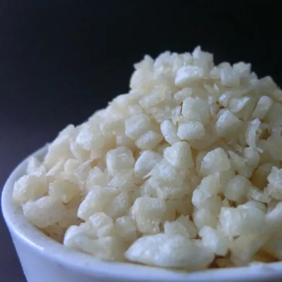 Spices grade vacuum fried garlic granules