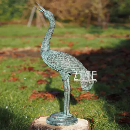 Fine Workmanship metal craft bronze heron fountain
