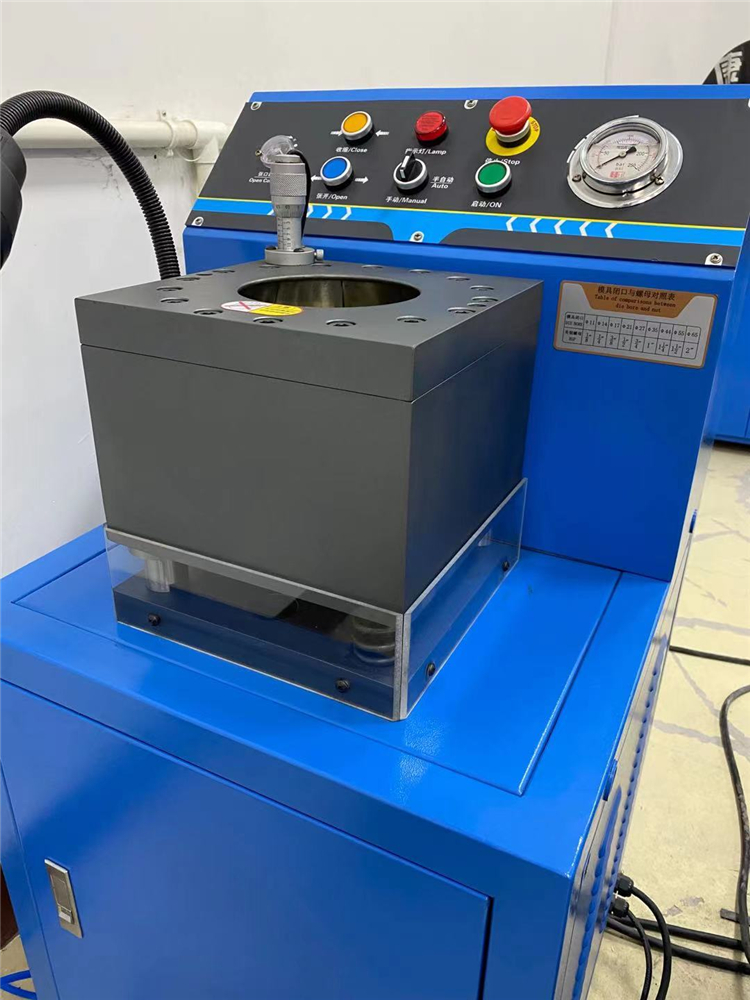 Machine à sertissage de presse de noix d'usine professionnelle à vendre