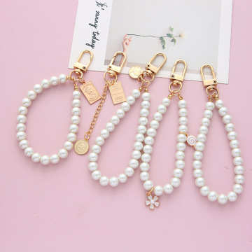 Retro Pearl Keychains for Women - Keyrings, Llaveros, and AirPods Cases