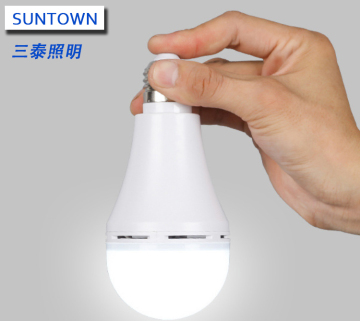 لمبة LED الطوارئ القابلة لإعادة الشحن - 7W إلى 15W
