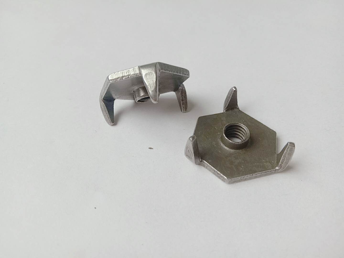 Carbon steel Three jaw hexagon Tee nuts