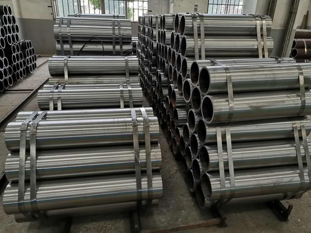 SAE1026 Ống thép liền mạch được vẽ lạnh cho xi lanh