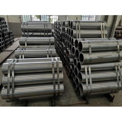 cold drawn honed tubing SAE1026 cold drawn seamless steel tube for cylinder Manufactory