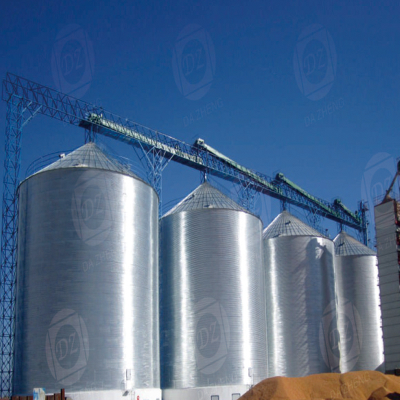 Агрегиран захранващ силоз за строителни материали