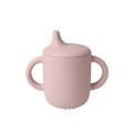 Силиконски излив Sippy чаша со рачки за мали деца