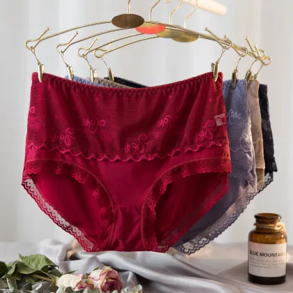 Lace Edge Breathable Invisible Underwear for Women