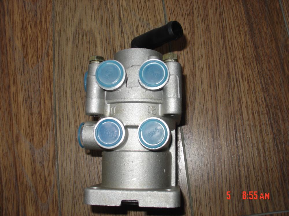 Benz foot brake valves