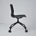Chaise pivotante PP avec roulettes pour salle de réunion