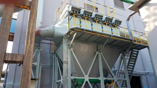 High temperature dust collector