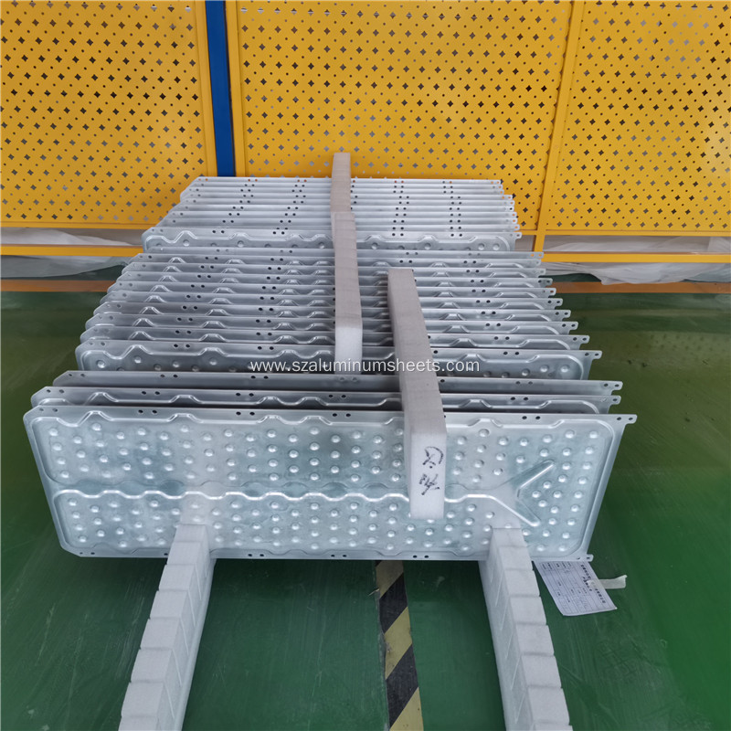 Aluminum Liquid cold plate for battery thermal management