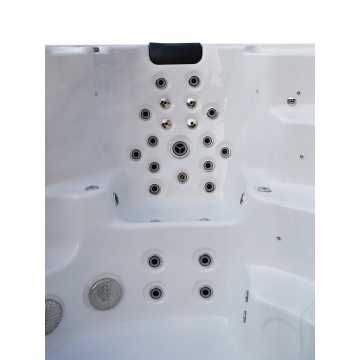 Smart outdoor 11-person endless swimming pool