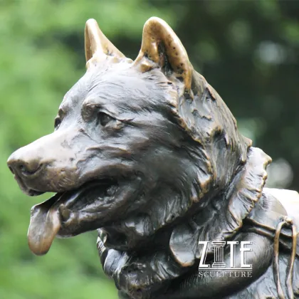 Outdoor garden life size metal animal bronze husky dog statue