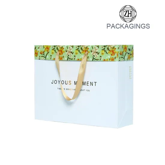 White paper handle bag for T-shirt packing