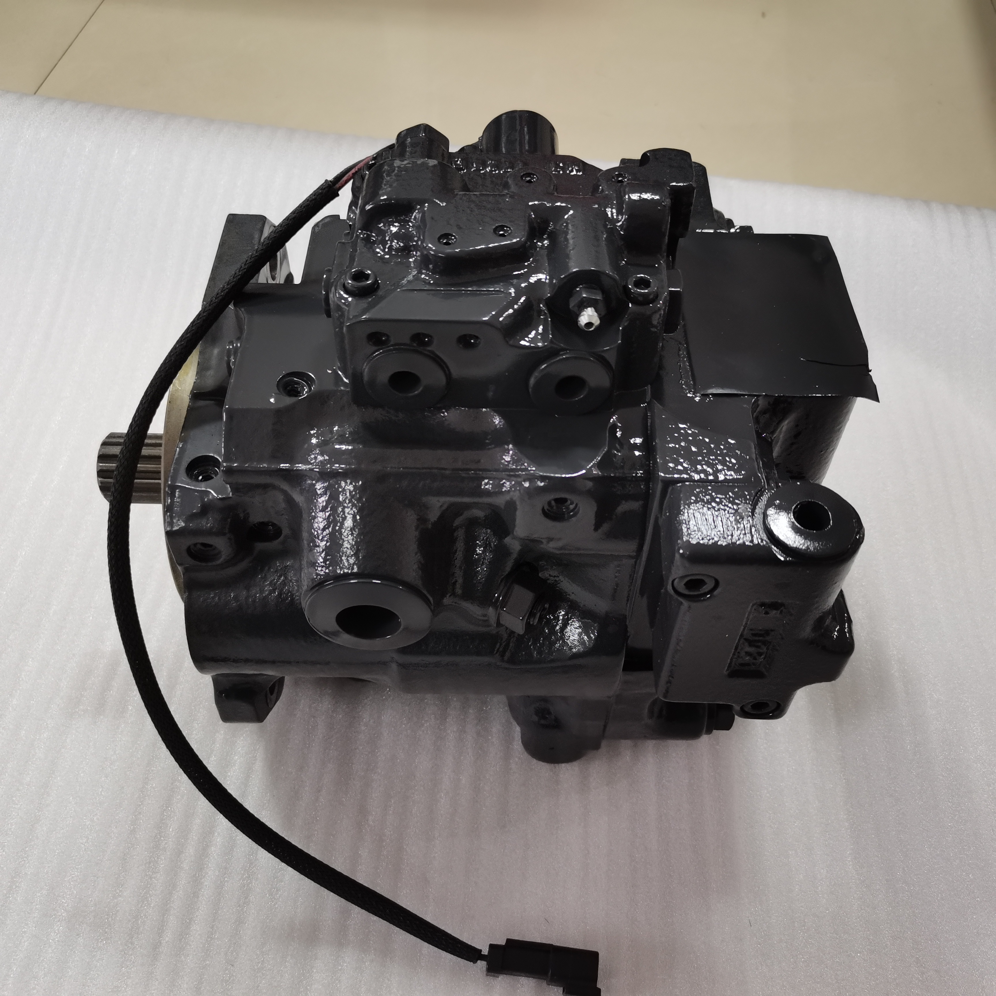 loader hydraulic main pump (1)