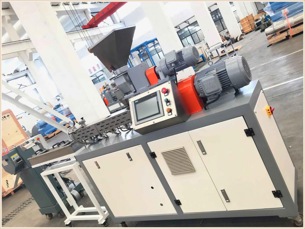 Conical Twin-Screw Extruder for PVC Granulating