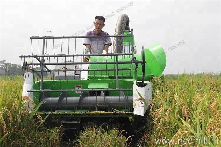 Wheat cutting machines paddy light weight combine harvester