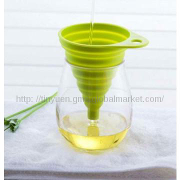 Smart Easy to Carry Foldable Collapsible Silicone Funnel