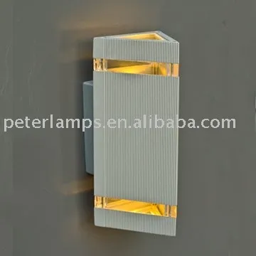FOCUS wall mounted lamp