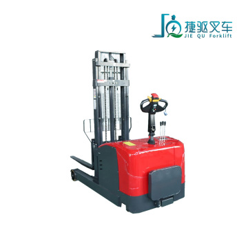 Reach truck lift vehicle