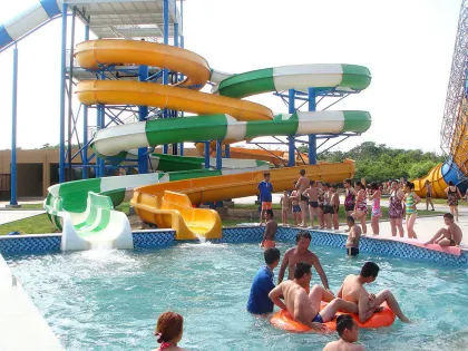 Aqua Entertainment Park Equipment, Waterpark Project Construction