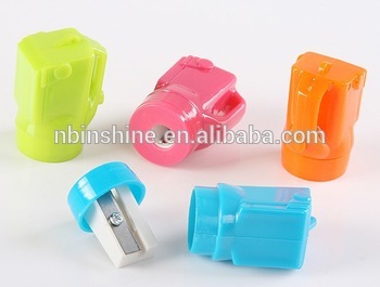 Professional factory supply mini flashlight shape pencil sharpener , lovely small plastic pencil sharpener