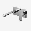 Robinet de salle de bain mural en chrome