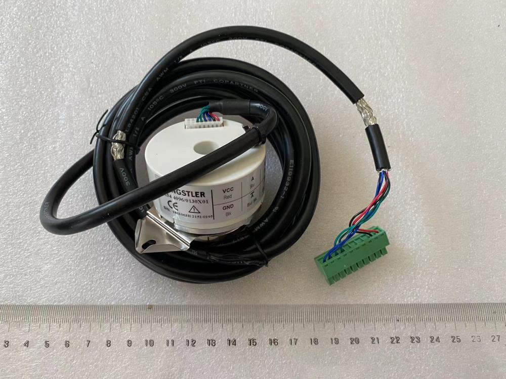 Codificador HENGSTLER RI54 4096/0130X01 para máquina de tracción de ascensor Sch****** 3300/3600 HENGSTLER Encoder RI54 4096/0130X01 for Sch****** 3300 / 3600 Elevator Traction Machine
