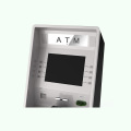 Ак түстөгү Cashpoint банкоматынын киоскасы