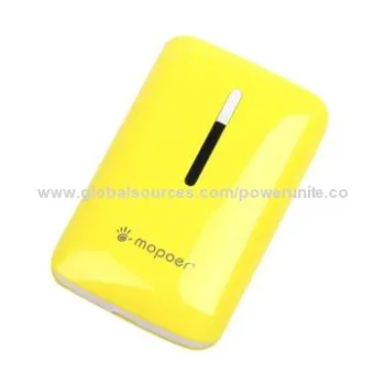 Chargers, Fashionable Design High-end, Easy for Travel Power Bank with 6,600mAh Capacity, LED Torch