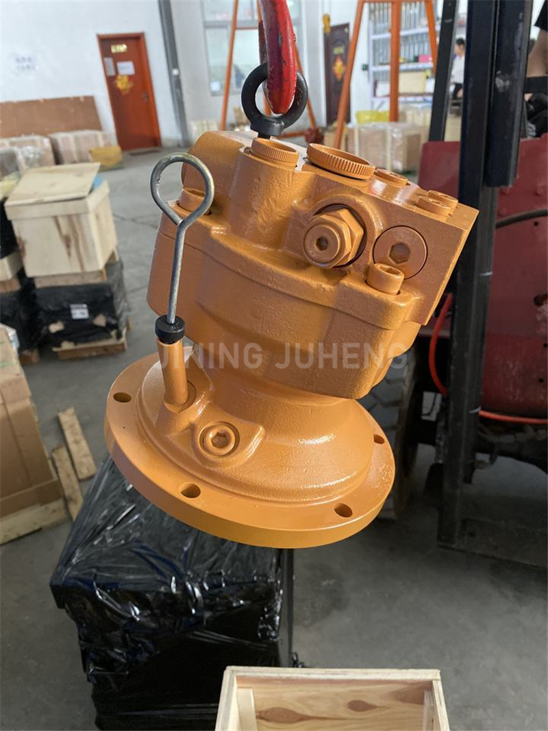  TB070 Swing Motor