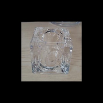 Quadratischer Teelichthalter aus Glas