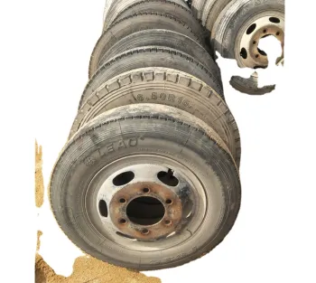 Used Light Truck Tires: Wholesale 650R16, 700R16, 750R16, 825R16