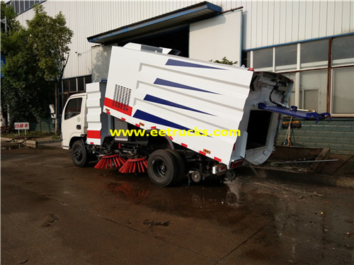 Dongfeng 6000 Lita za Mtaa Sweeper Magari