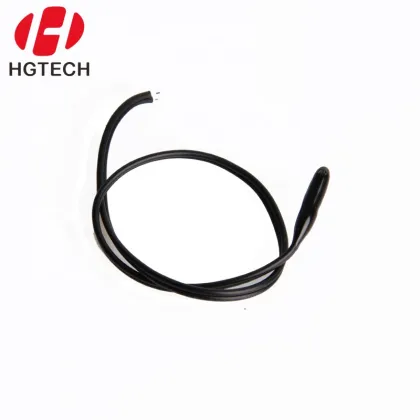 Fridge freezer ice maker temperature sensor