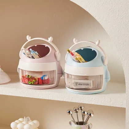 White Dragon Pen Holder with Lively Design