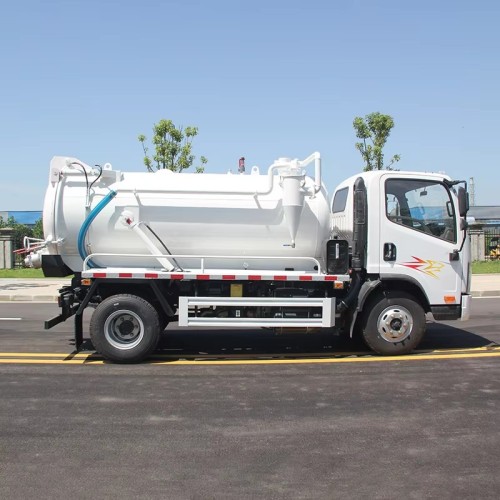 Camión de succión de alcantarillado FAW Jiefang: solución de gestión de residuos eficiente y confiable
