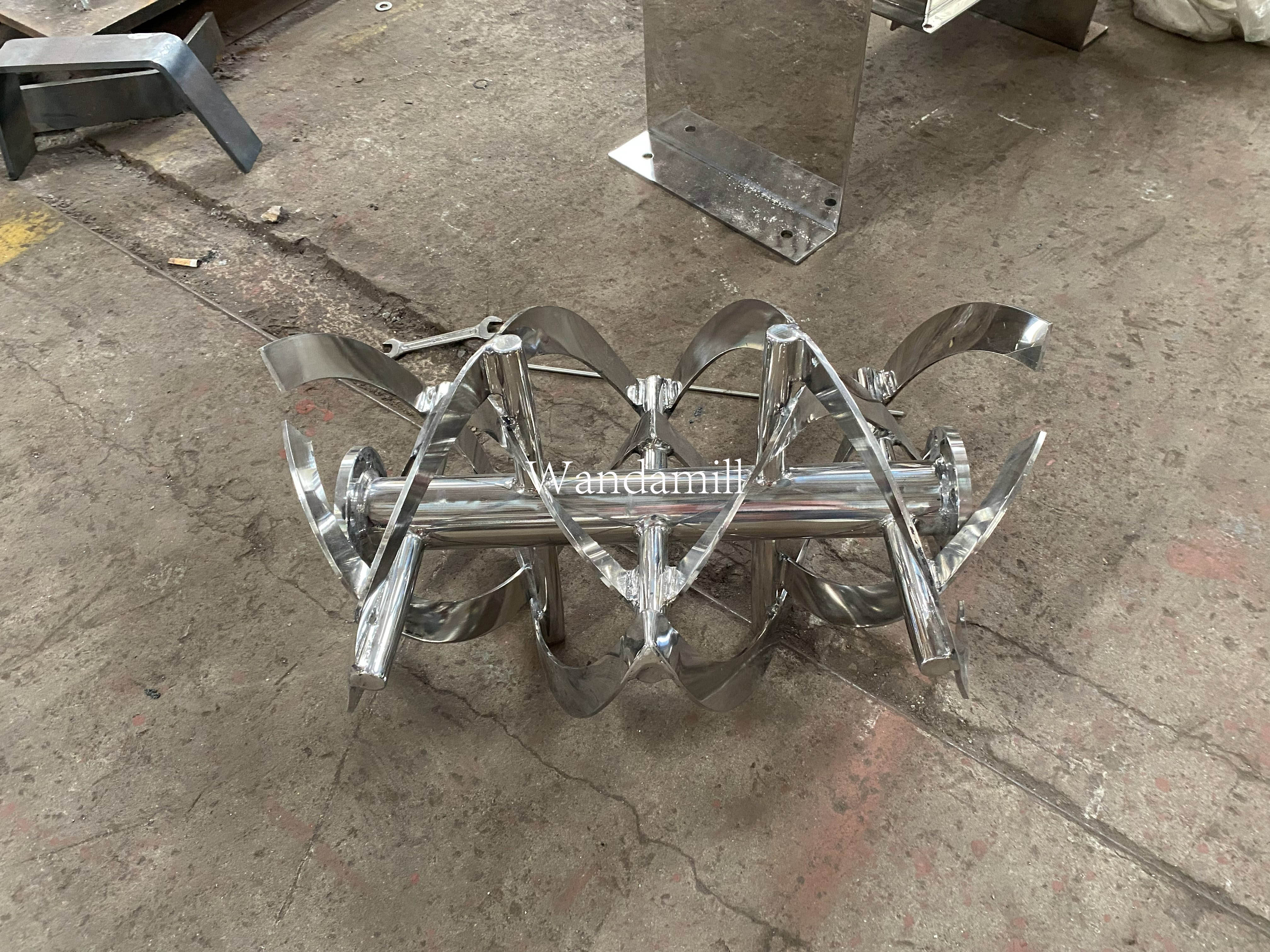 Small Spiral Ribbon Mixer With Auger 5