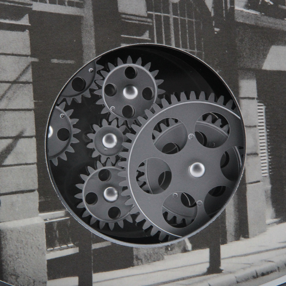 Moving Gears Clock