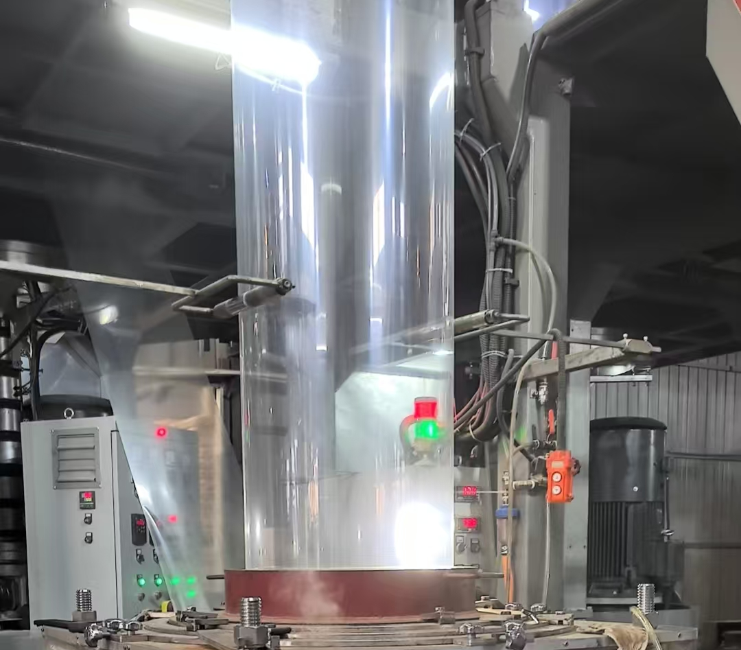 Good Quality PVC Heat Shrink Film 33 Micron to 60 Micron for Beverage Bottle Wrap4