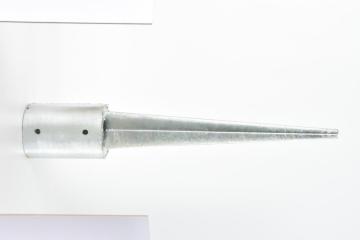Mastanker mit feuerverzinktem