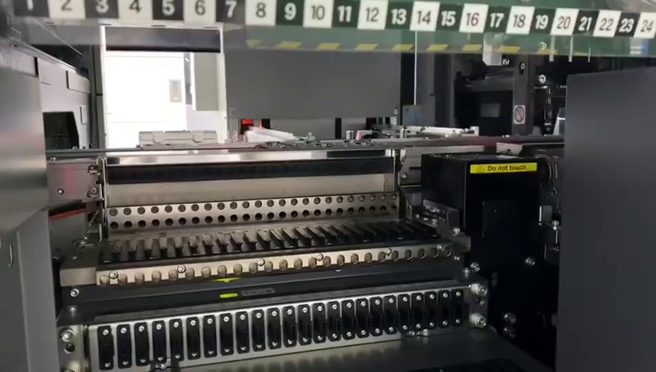 Custom Backplane PCB Design for Efficient Assembly Processes