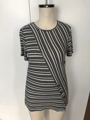 Twill stitching a short-sleeved dress