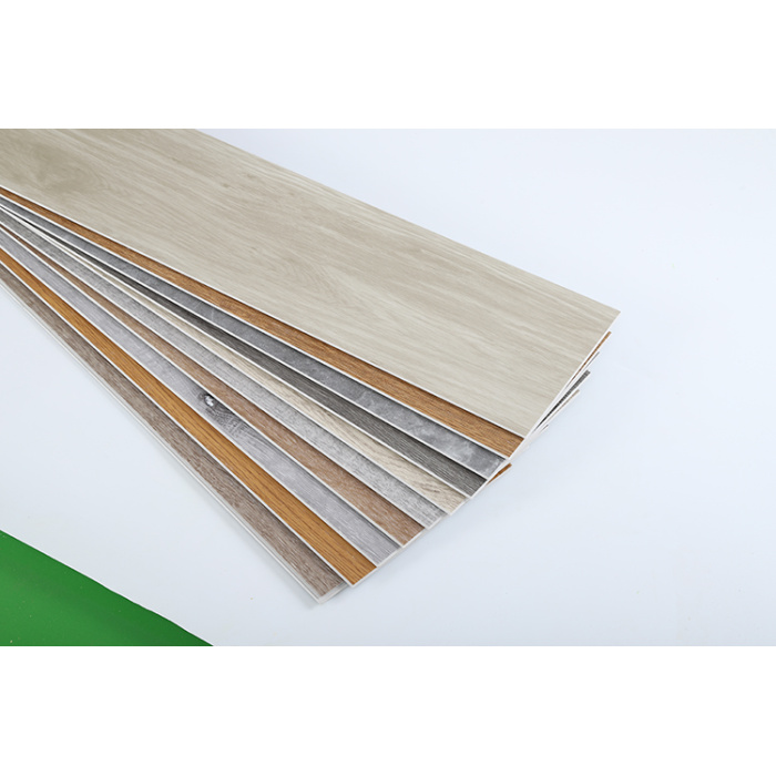พื้นไวนิล LVT แบบกำหนดเองกันน้ำเป็นมิตรกับสิ่งแวดล้อม