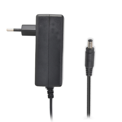 Adaptateur d&#39;alimentation 9 volt 2 ampères