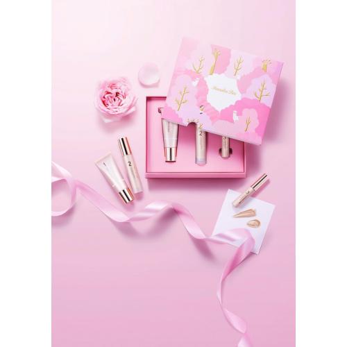 Pink Cosmeitc Lipstick Box of girl's