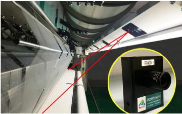 Camera for warp knitting machine