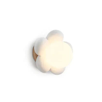 Flower Wall Lamp: Elegant Lighting Solutions