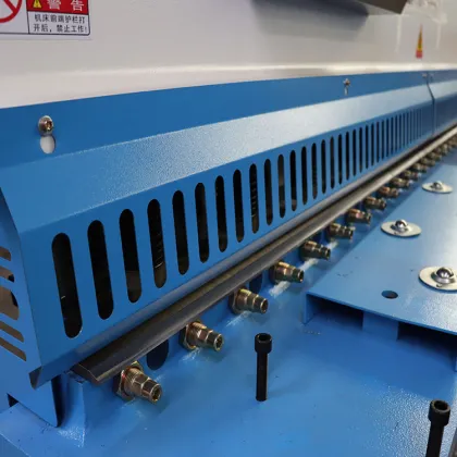 CNC Hydraulic Shearing Machines: Q12Y Hydraulic Folding Shearing Machine and Servo Shearing Machine