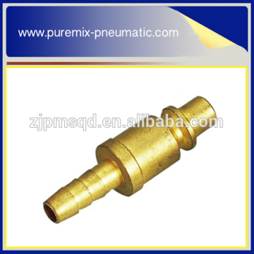 Universal type hose barb quick coupler